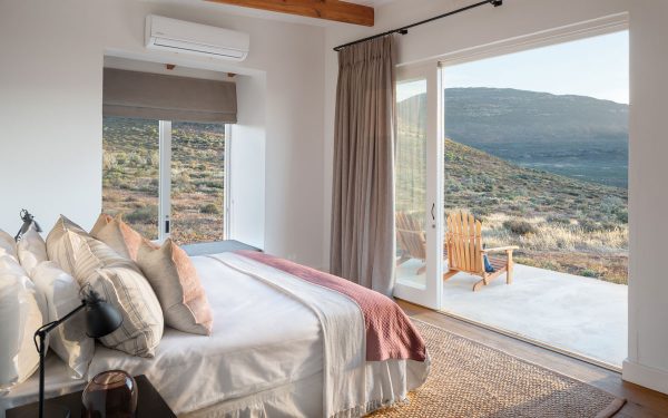 Cederberg-Ridge-Wilderness-Lodge_-Suite