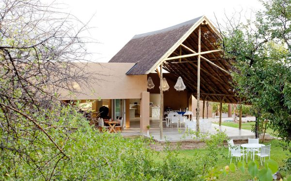 toshari-lodge-accommodation-main-building-17-etosha-namibia