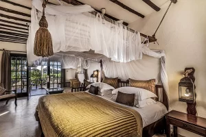 breezes-inside-room-view