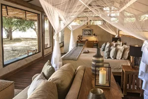 chiawa-camp-interior, Zambia