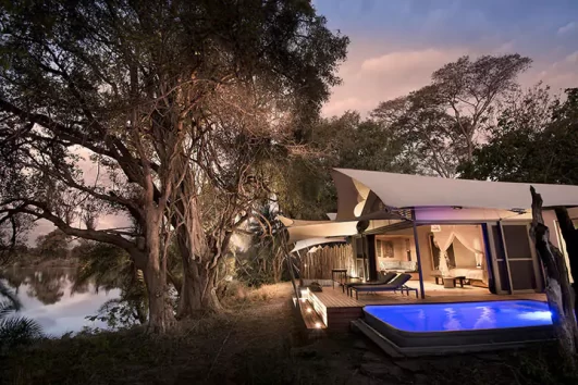 thorntree-river-lodge external night view, Zambia