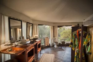 Kanga Camp bathroom, Zimbabwe