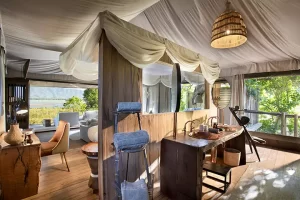 Nyamatusi Mohogany Camp room, Zimbabwe