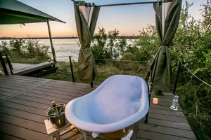 Old Drift Lodge outdoor bath, Zimbabwe