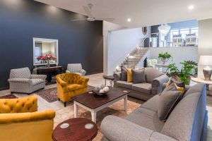 Whale-Coast-Ocean-Villa-lounge-area-hermanus